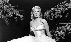 Peggy Lee.jpg