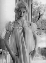 Vera Day about 1965.jpg