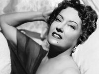 Gloria Swanson about 1940.jpg