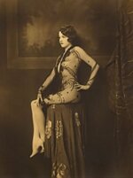 Jeanne Ackerman Ziegfeld Follies 1920.jpg