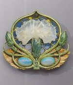 Lalique Brooch, 1902.jpg