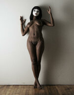 nude-with-mask-1-vegas-alien.jpg