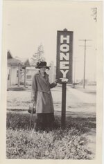 women-with-signs-13.jpg