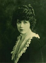 Actress-Marie-Prevost-on-page-11-of-the-June-1921-Photoplay-magazine.-471x640.jpg
