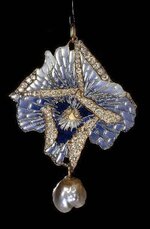 'Pansy' about 1900, gold, enamel, pearl.jpg