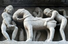 20120303_erotic_zoophilia_Lakshmana_Temple_Khajuraho_India.jpg