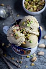vegan-pistachio-ice-cream - Kopie.jpg