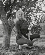bunny-yeager-self-portrait-5.jpg