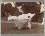 mma_loie_fuller_dancing_287812.jpg